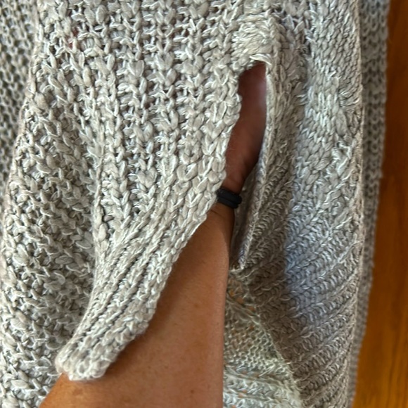 Pac Sun by Pure Rebel oversized sweater. Women’s XS/ SM. Slit sides. - Picture 4 of 4